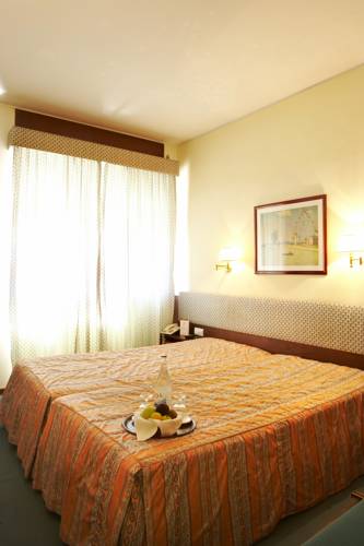Порту Португалия Код супер скидки booking.com