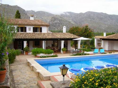 Alcudia España super código de descuento booking.com