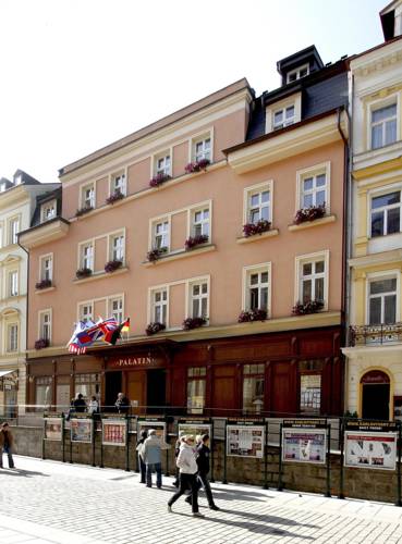 Karlovy Vary Republica checa super código de descuento booking.com