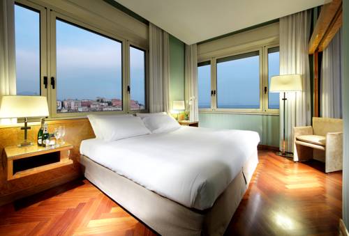 Napoli Italie code de réduction super booking.com