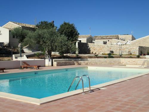 Modica Italia super código de descuento booking.com