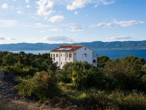 Slatine Croacia super código de descuento booking.com