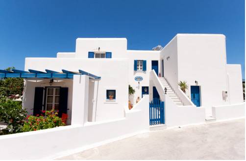 Parikia Grecia super código de descuento booking.com
