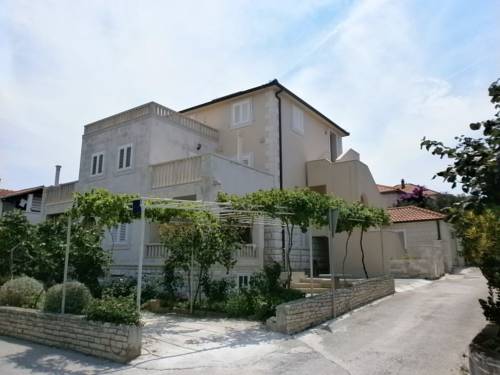 Supetar Croatie code de réduction super booking.com