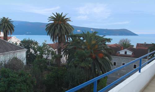 Herceg-Novi Montenegro super código de descuento booking.com