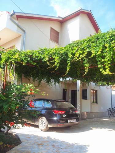 Trogir Croacia super código de descuento booking.com